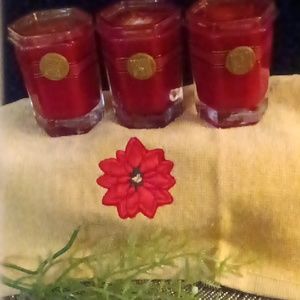 Aromatique'The Smell of Christmas Votive Candle Set
